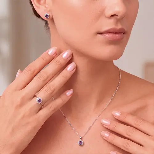 Conjunto Par de Brincos, Pingente e Anel de Prata com Ametista. 124811