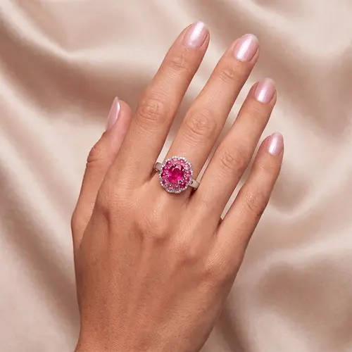 Anel de Prata com Diamantes, Gemas e Rubi.