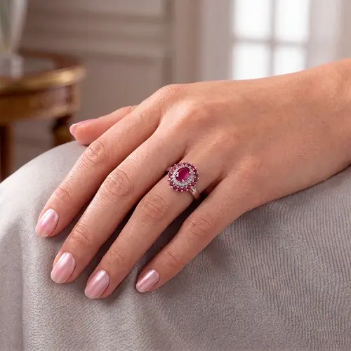 Anel de Prata com Diamantes, Rubis. 124841