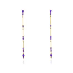 Par de Brincos Trabalhado com Diamantes e Tanzanitas de Ouro Amarelo.