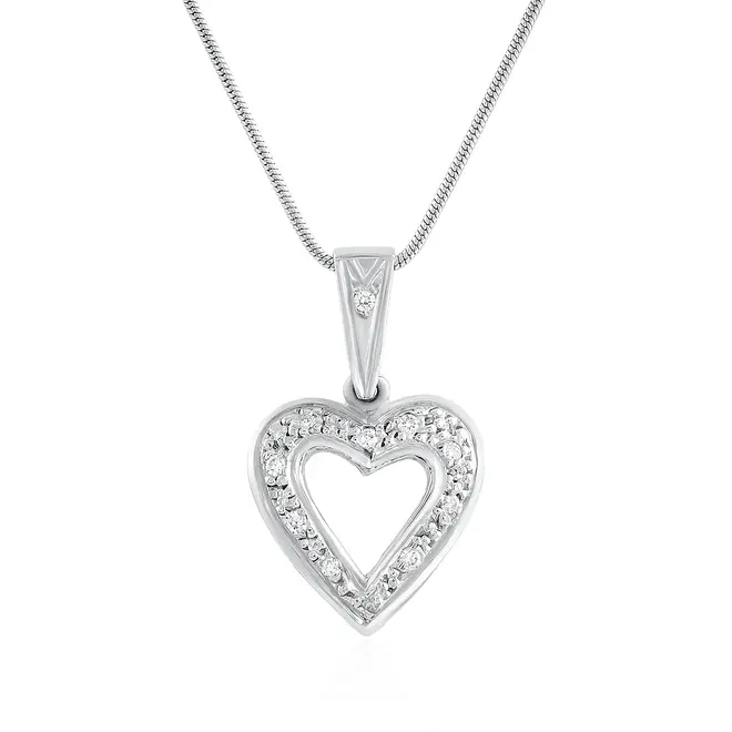 Pingente Coração Ouro Branco com 11 Diamantes.