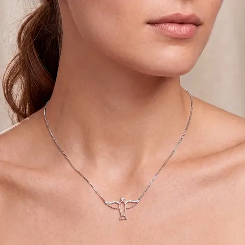 Pingente Ouro Branco 18K Espírito Santo com Diamantes