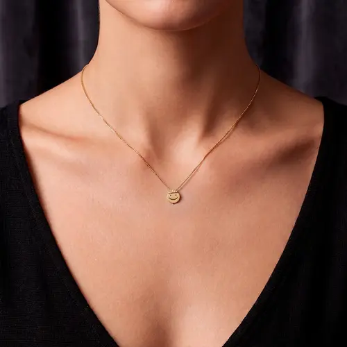 Pingente Rosto Menino em Ouro Amarelo 18K