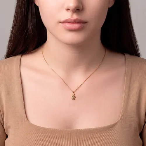 Pingente Menino com Bola em Ouro Amarelo 18K
