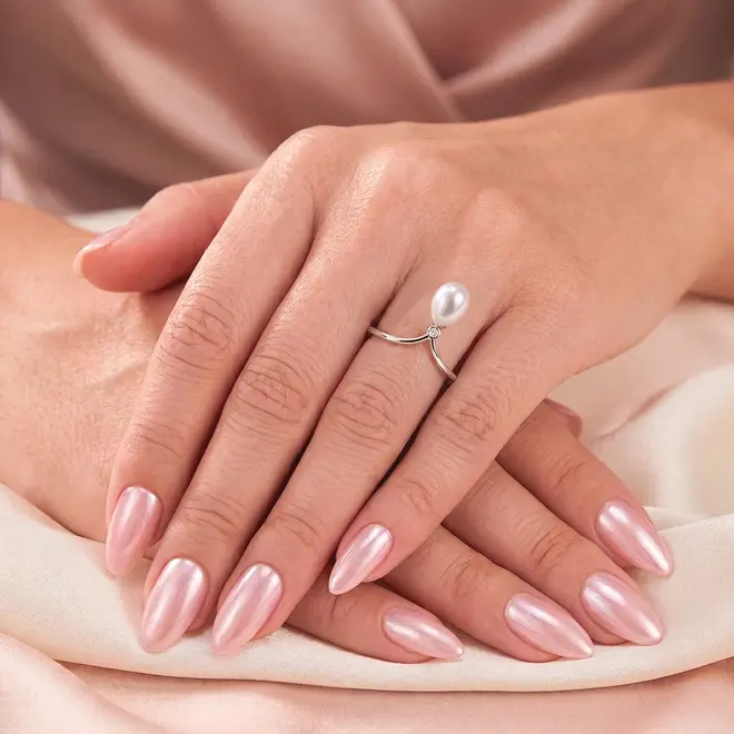 Anel em Ouro Branco 18K com Perola