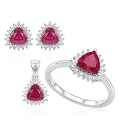 Conjunto Par de Brincos, Pingente e Anel de Prata com Rubis. 125183