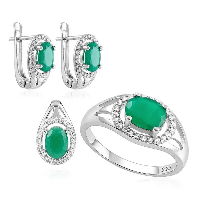 Conjunto Par de Brincos, Pingente e Anel de Prata com Esmeraldas. 125272
