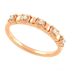 Meia Aliança de Ouro Rose com Diamantes totalizando 6 pts.
