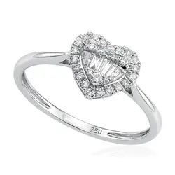 Anel Trabalhado Coração de Ouro Branco com Diamantes Totalizando 80 Pts.
