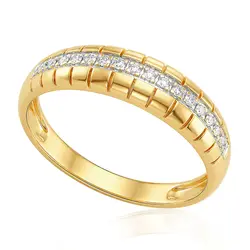 Anel Trabalhado de Ouro Amarelo com 16 Diamantes.