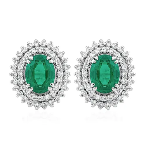 Par de Brincos de Ouro Branco com Diamantes e Esmeraldas totalizando 2,8 Cts.