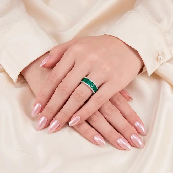 Anel de Prata com Esmeraldas e Diamantes
