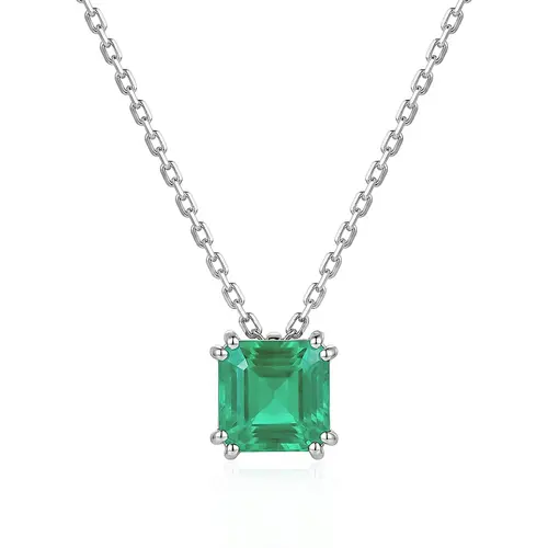 Pingente de Ouro Branco com Corrente, Esmeralda de 1,40 Cts.