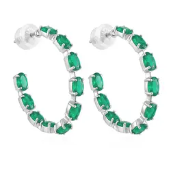 Par de Brincos Meia Argola de Ouro Branco com Esmeraldas  totalizando 4,80 Cts.