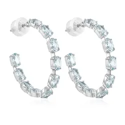 Par de Brincos Meia Argola de Ouro Branco com Água Marinha totalizando 4,0 Cts.