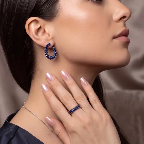 Conjunto de Anel e Par de Brincos com Safiras. 125761