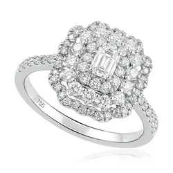 Anel Trabalhado de Ouro Branco com Diamantes Totalizando 1,20 Cts.