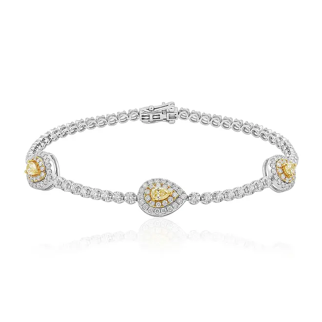 Pulseira Riviera de Ouro Branco com Diamantes Totalizando 1,97 Cts.