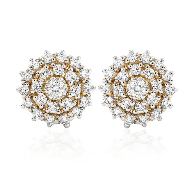 Par de Brincos Chuveiro de Ouro Amarelo com 46 Diamantes.
