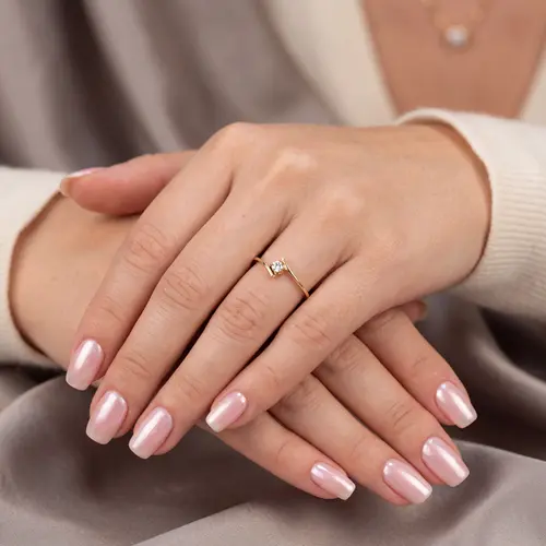 Anel Solitário de Ouro estilo Cartier com Diamante de 7 Pts | Joias Vip