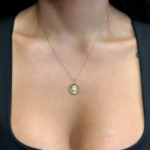 Corrente de Ouro com Pingente Menino com Diamantes